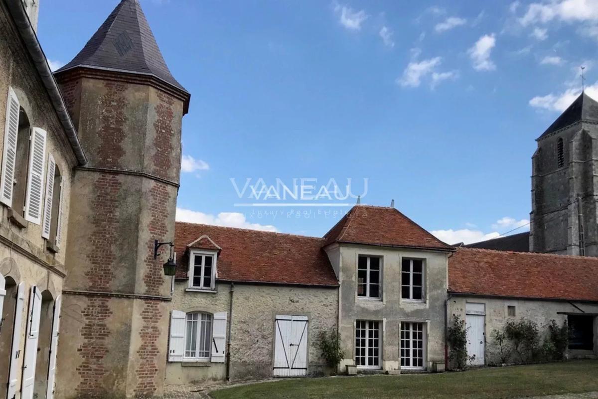 La Chapelle-Moutils - Magnifique manoir du XVIIIe siècle dans un