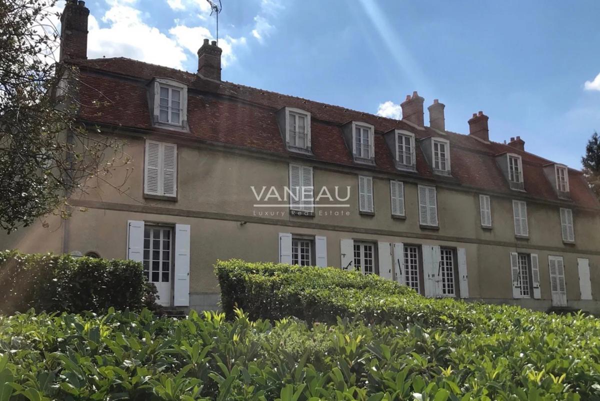 La Chapelle-Moutils - Magnifique manoir du XVIIIe siècle dans un
