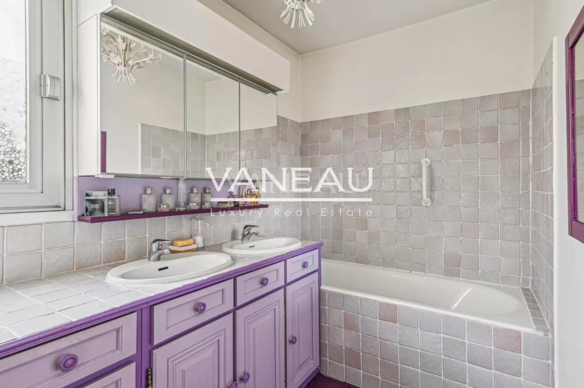 EXCLUSIVITE - NUE PROPRIETE SUR  2 TETES  - BOULOGNE-BILLANCOURT