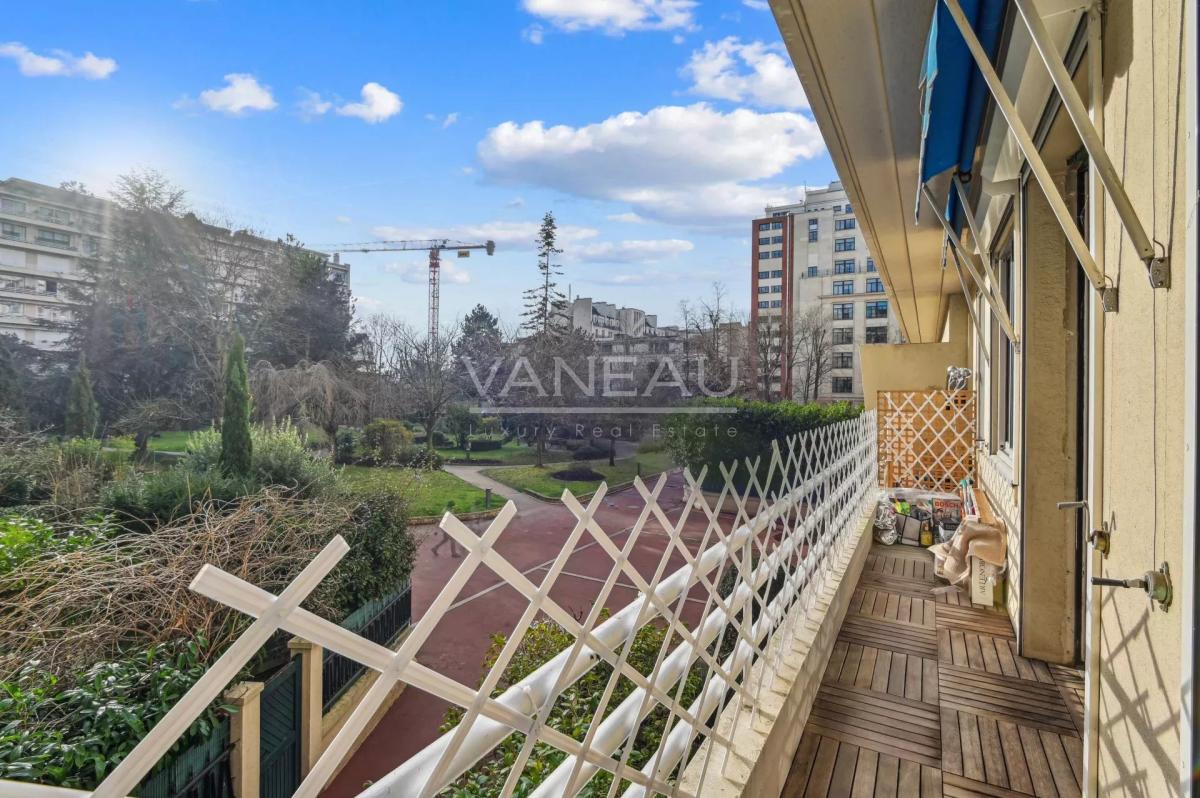 Paris XVIe - Montmorency - Appartement familial