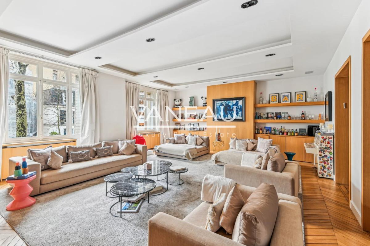 Paris XVIe - Victor Hugo / Lamartine - Appartement familial