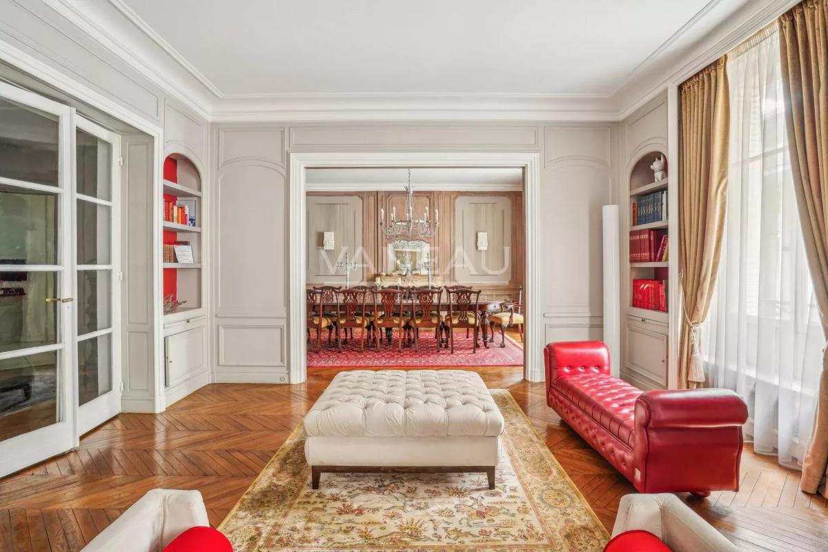 PARIS XVIe - TROCADERO - Appartement  familial et de réception