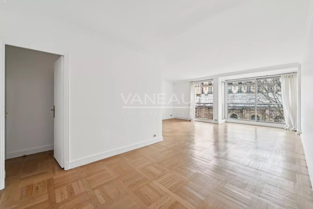 Paris XVIe - Victor Hugo - Bel appartement familial  en étage él