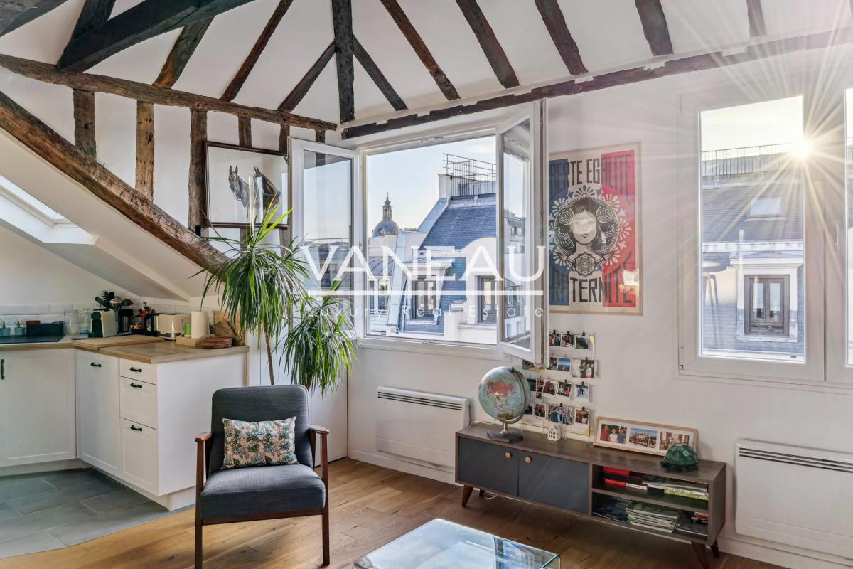 Paris IIe - Appartement de 3 pièces en parfait état - Vue dégagé