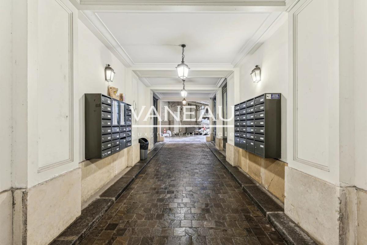 Paris IIe - Appartement de 3 pièces en parfait état - Vue dégagé