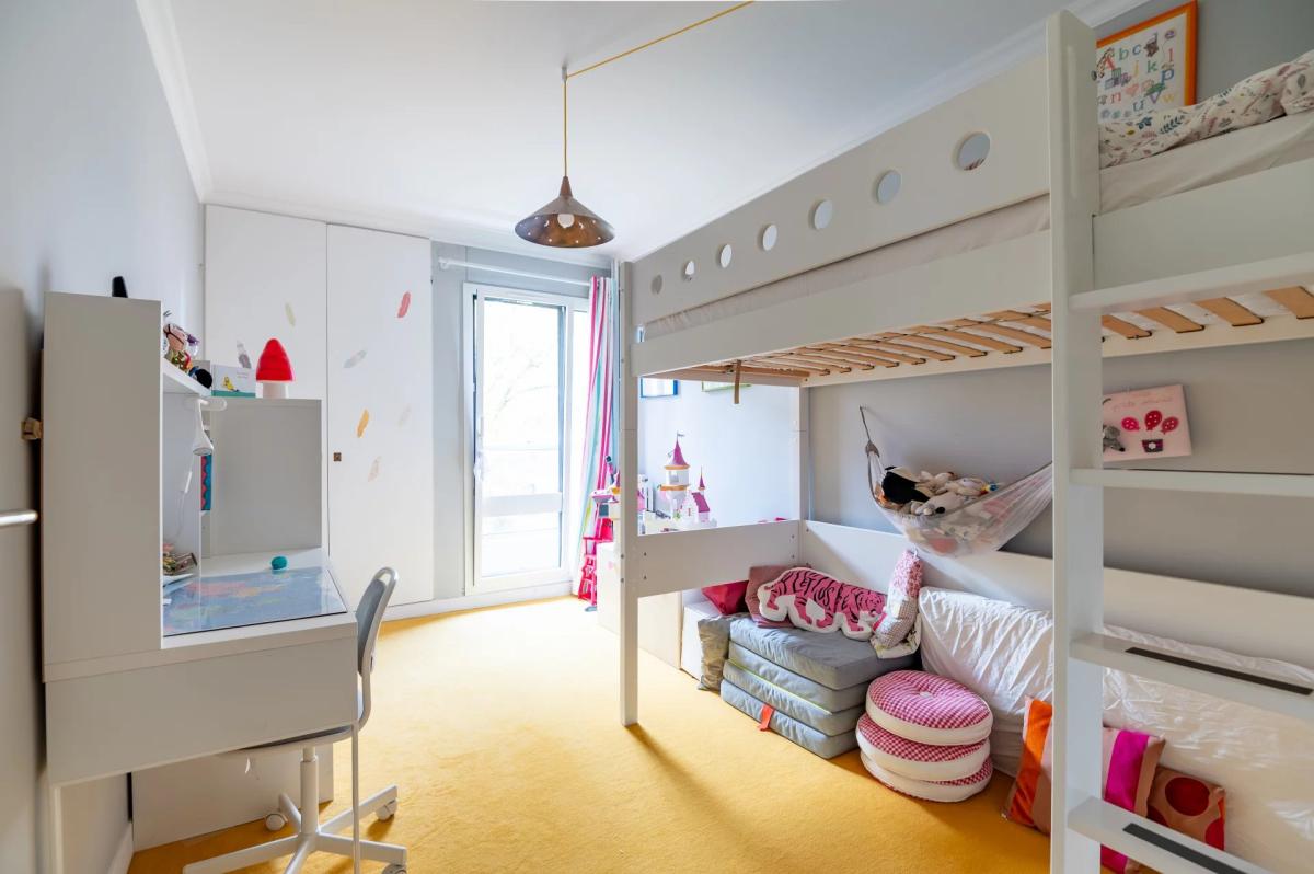 Exclusivité - Bel appartement familial en excellent état avec te