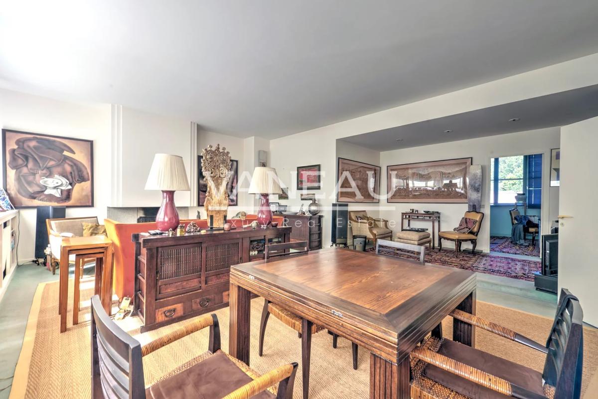 Paris XIIIe – Appartement lumineux avec parking (possibilité 3 c