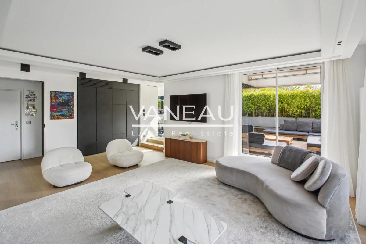 NEUILLY PASTEUR TERRASSE