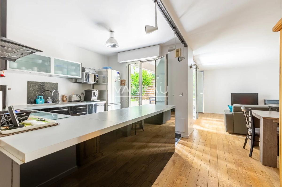 Boulogne Nord - Appartement avec jardin - Deux chambres.