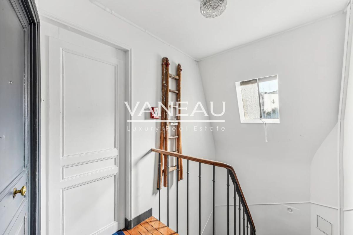 PARIS XVI - Auteuil Sud - Vrai dernier étage .