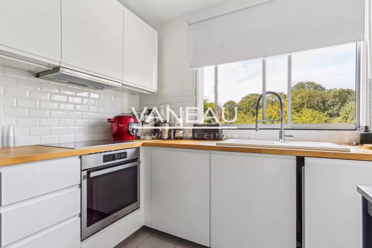 SEVRES APPARTEMENT FAMILIAL  ENTOURE DE VERDURE