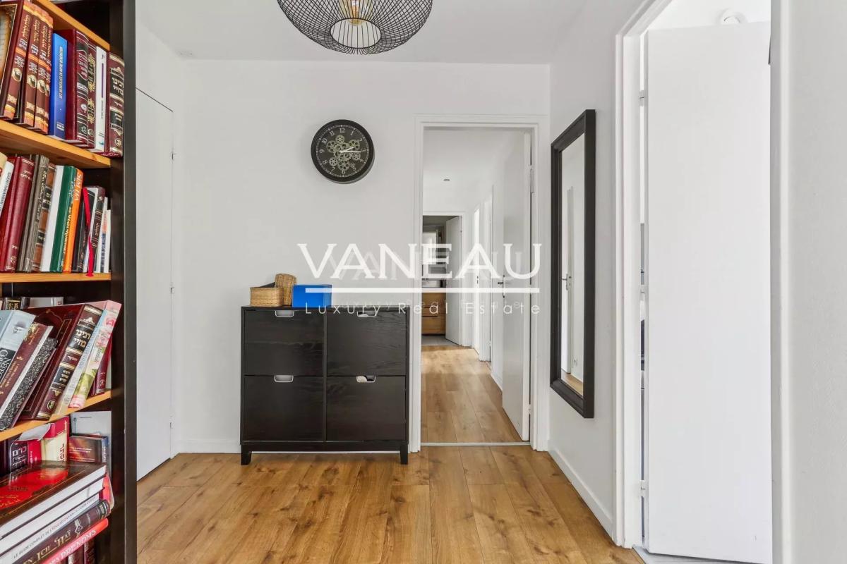 SEVRES APPARTEMENT FAMILIAL  ENTOURE DE VERDURE