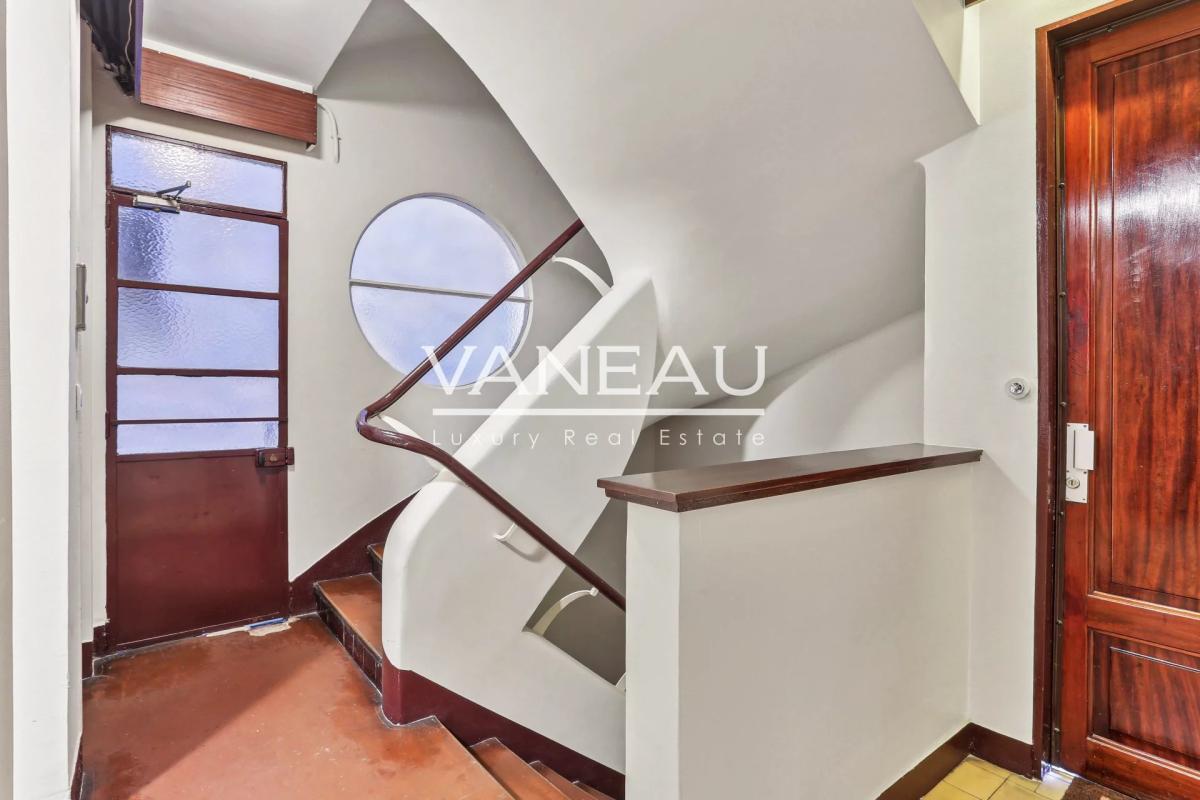 PARIS XVIe - Serres d'Auteuil - Vue dégagée - Balcon