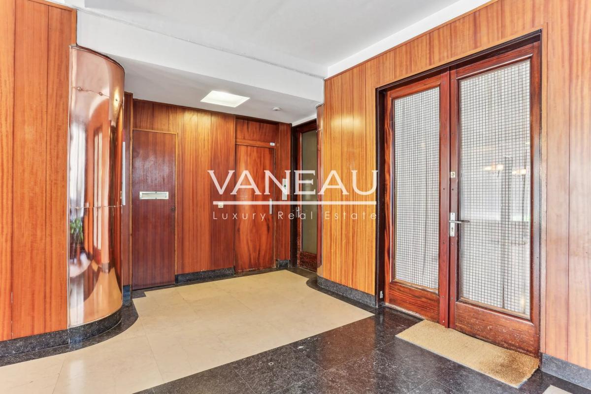 PARIS XVIe - Serres d'Auteuil - Vue dégagée - Balcon
