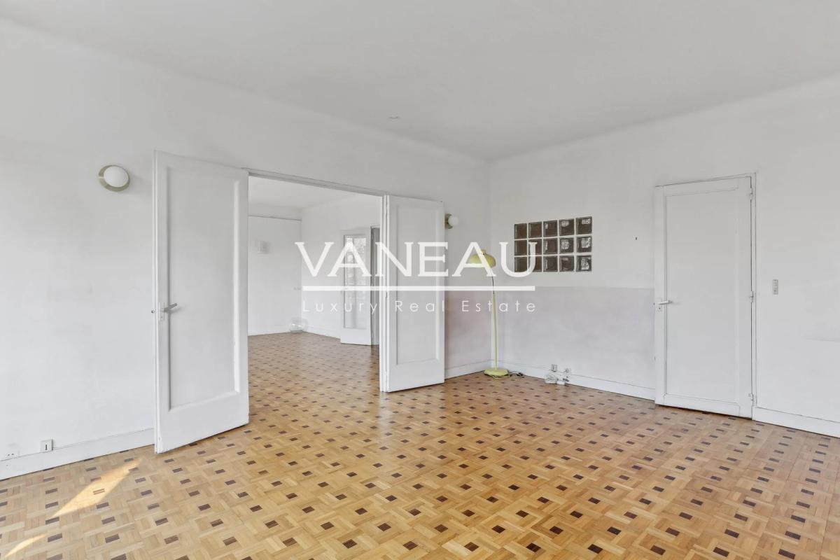 PARIS XVIe - Serres d'Auteuil - Vue dégagée - Balcon