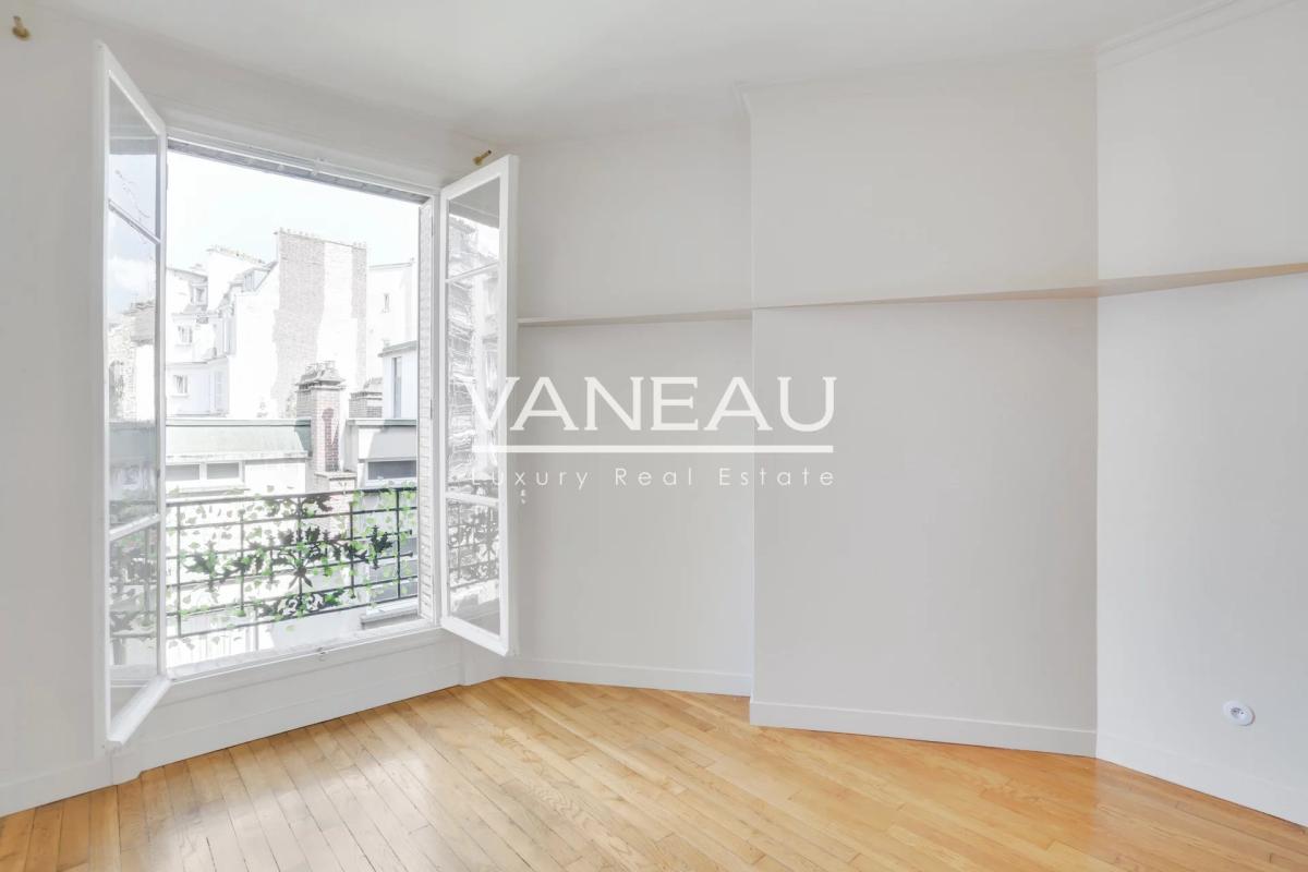 Paris XVIe - Auteuil Jasmin - Appartement rénové au calme en éta