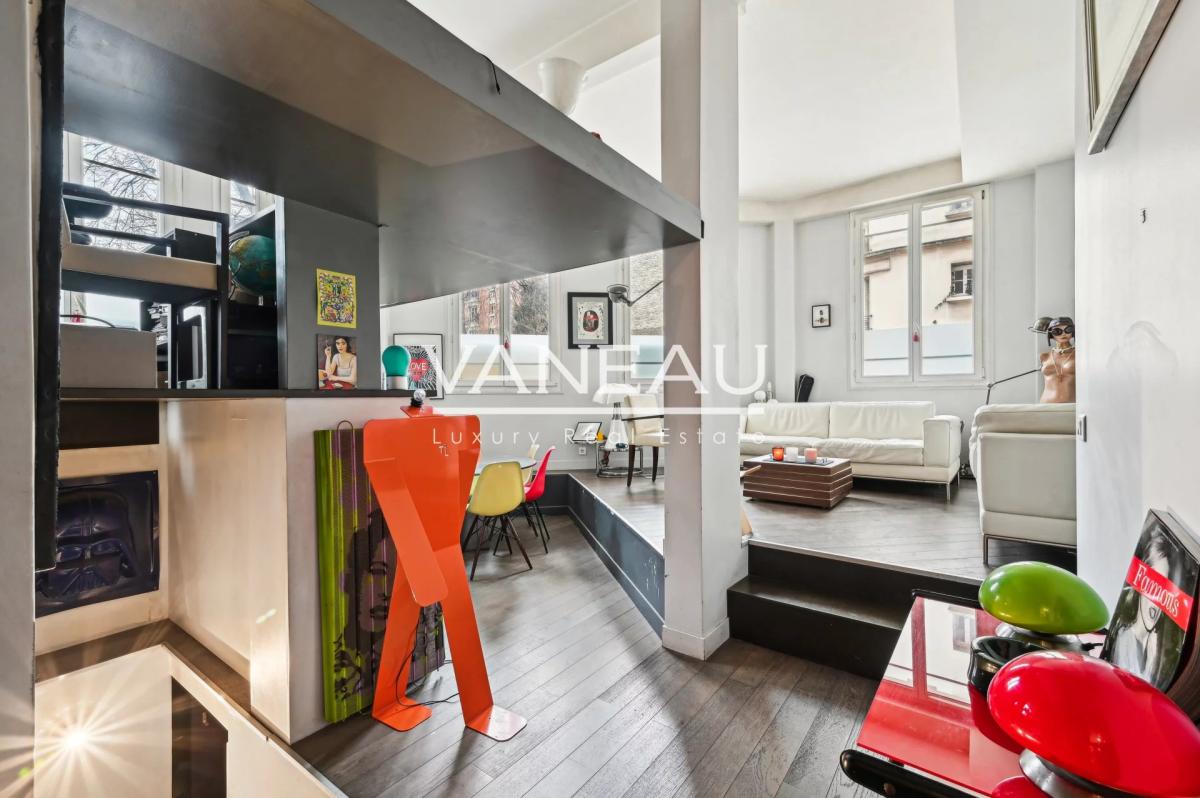 PARIS XVIIIe - Lamarck Caulaincourt  - Atelier d' artiste + un s