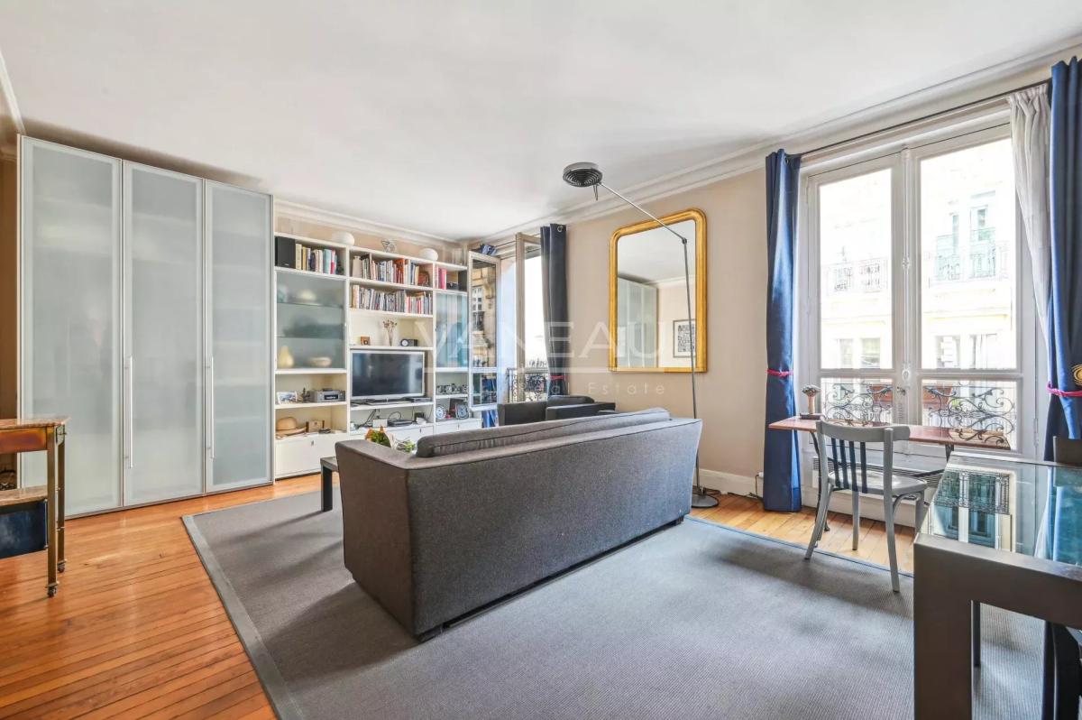 Paris VIIe - Charmant appartement au coeur du Gros Caillou.