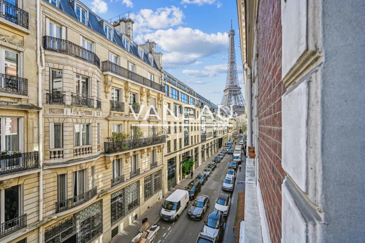 Paris VIIe - Charmant appartement au coeur du Gros Caillou.