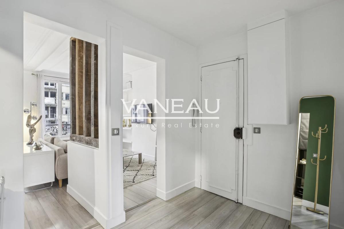 Neuilly - Hôtel de Ville - charmant deux pièces