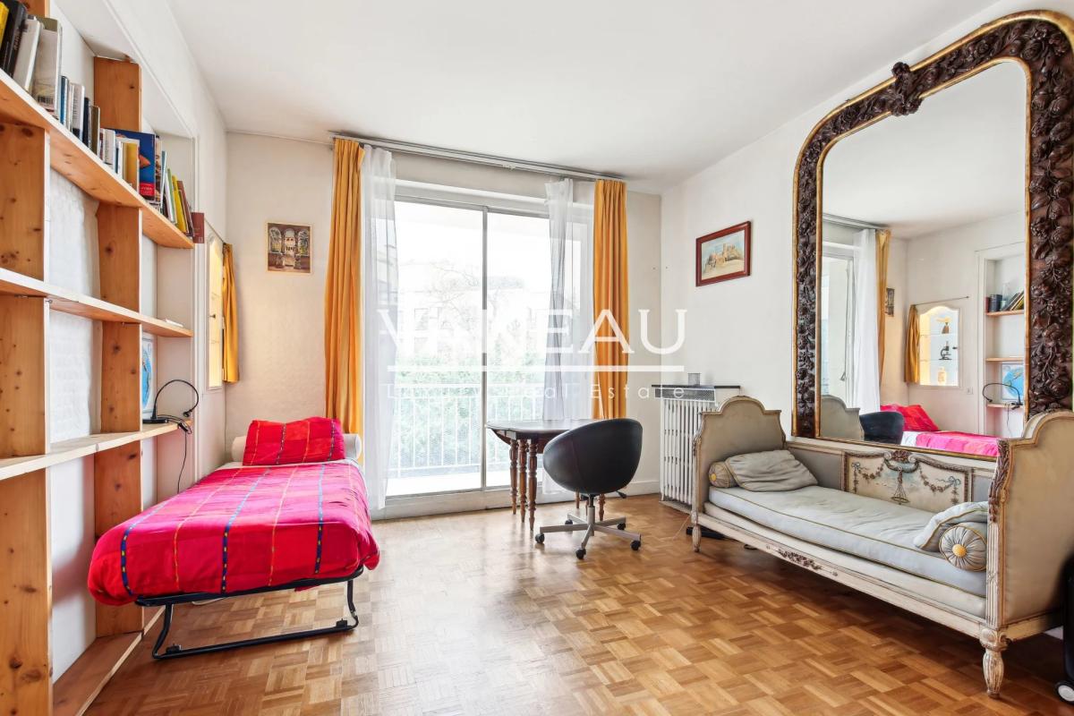 Neuilly - Madrid - Sur jardin - Balcon