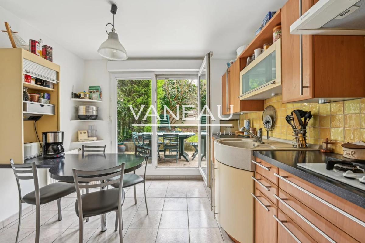 Exclusivité/Courbevoie / Becon / Appartement de 132,50 m²avec te