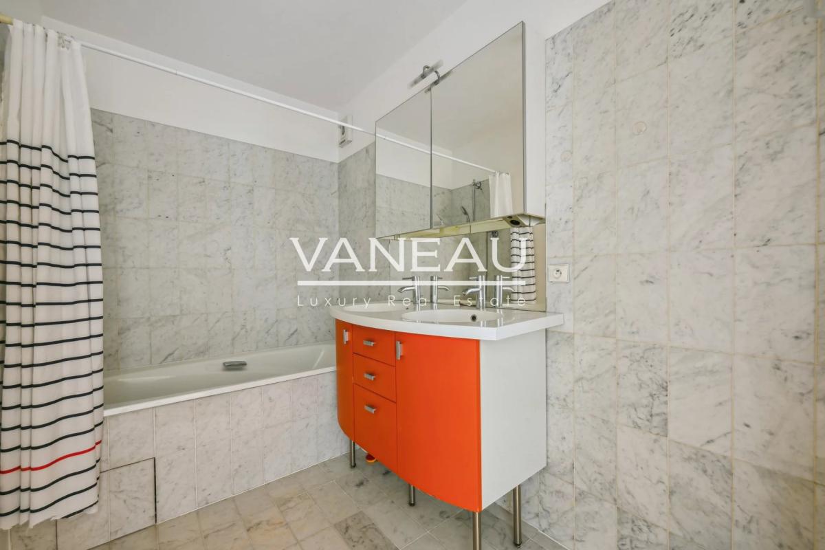 Levallois-Perret - Appartement en parfait état avec balcon