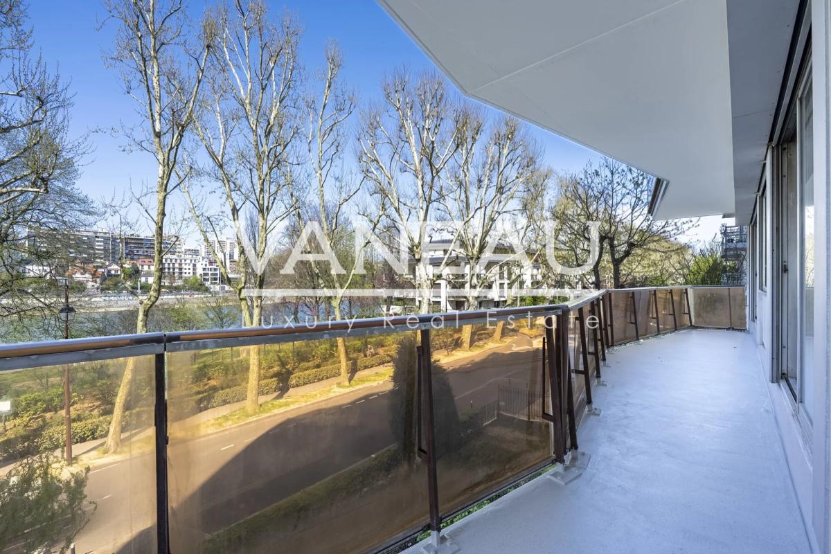 Neuilly / Île de la Jatte - Appartement familial - Vue dégagée