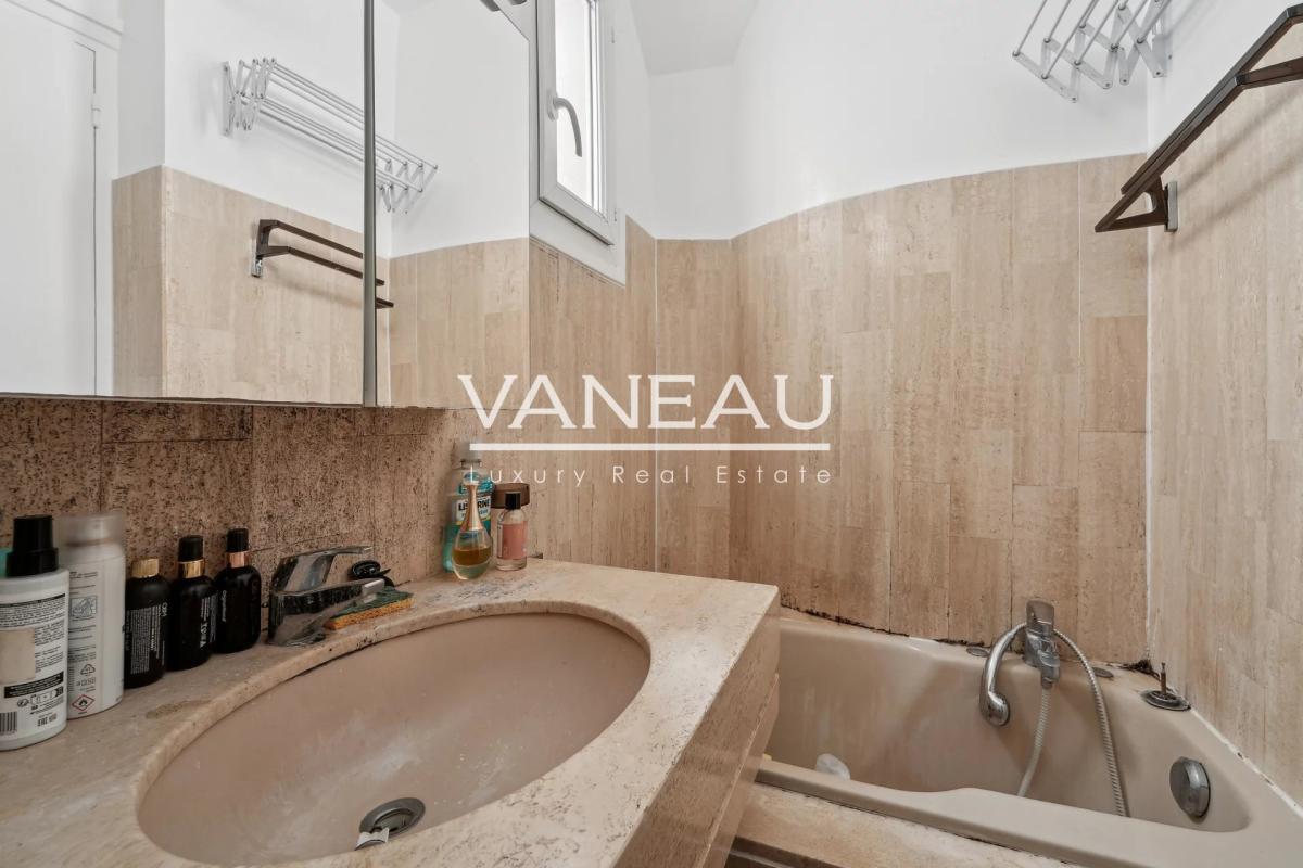 Paris VI - 2 pièces Vavin (vendu occupé)