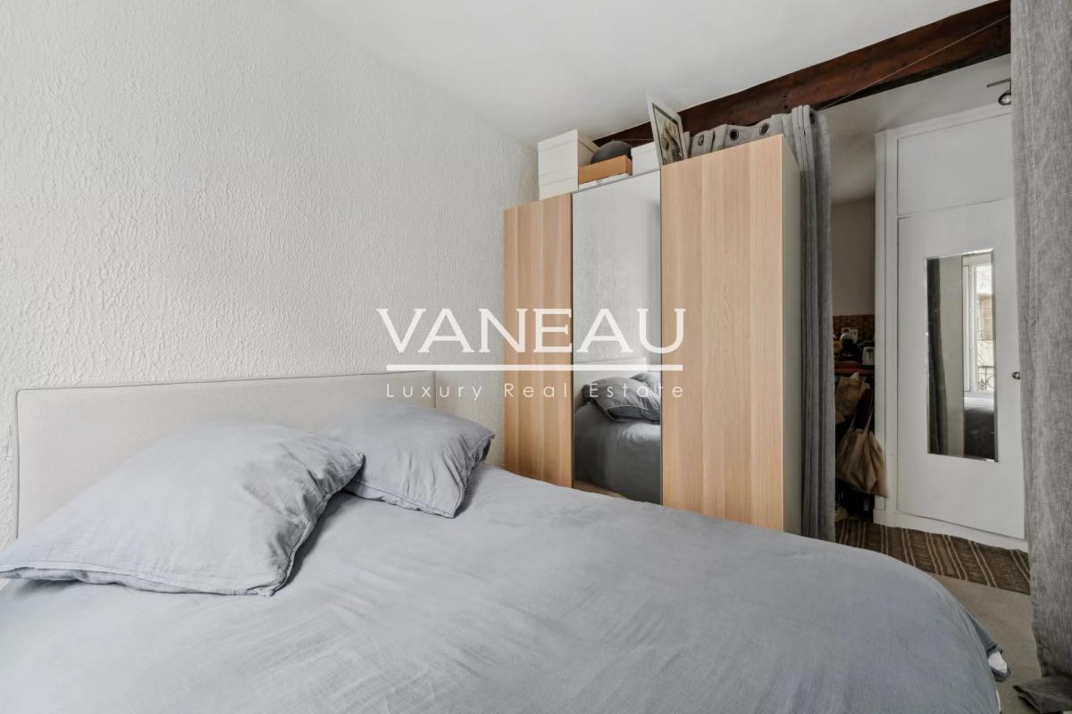 Paris VI - 2 pièces Vavin (vendu occupé)