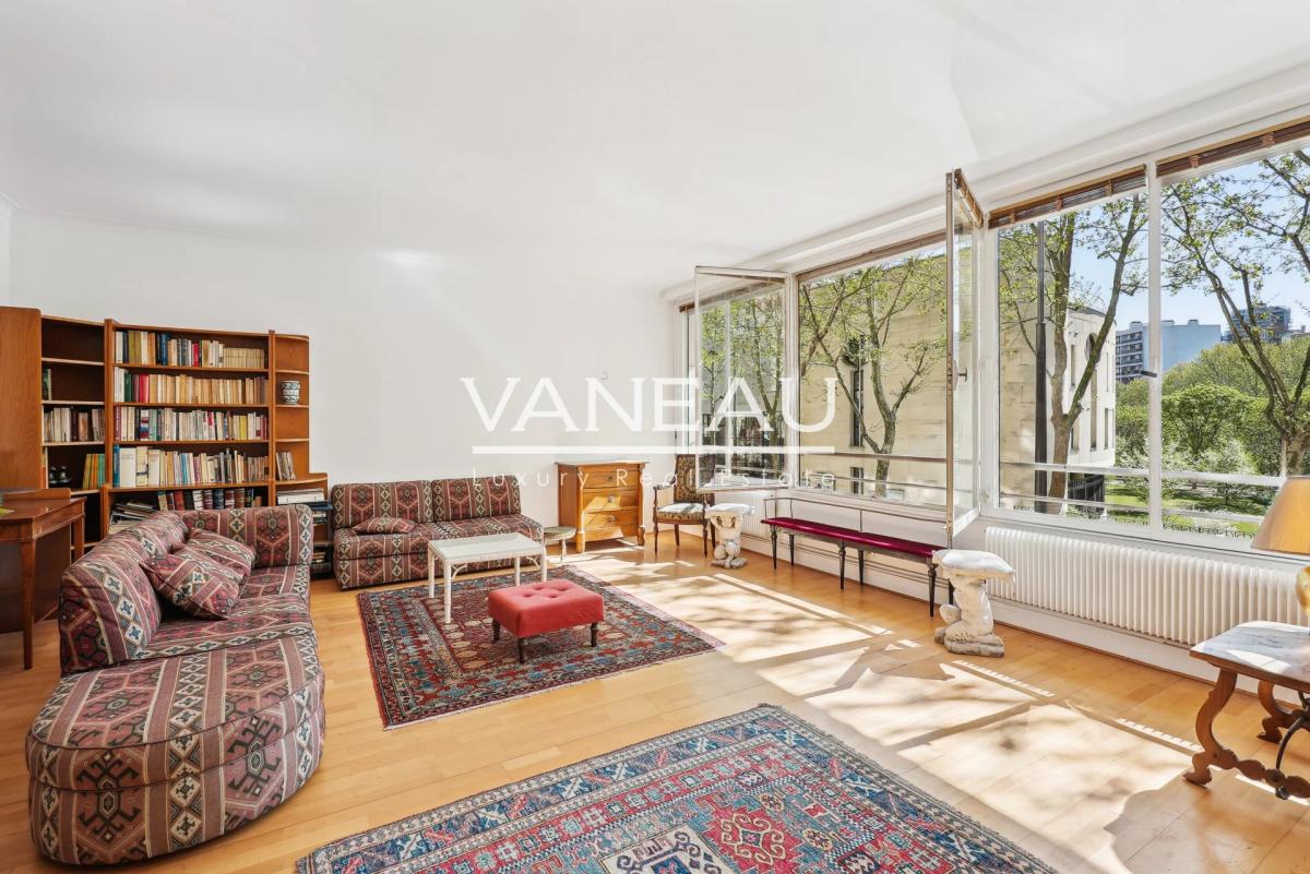 Paris XVIème -  Auteuil Nord - Familial avec vue  dégagée