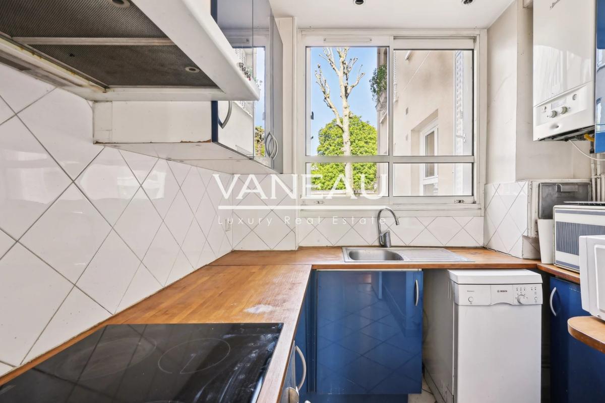 Paris XVIème -  Auteuil Nord - Familial avec vue  dégagée