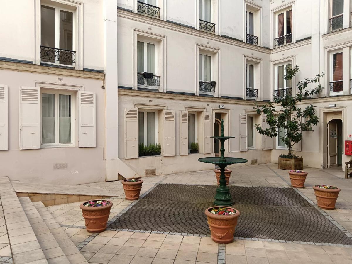 Paris XVI - IENA - Studio sur cour