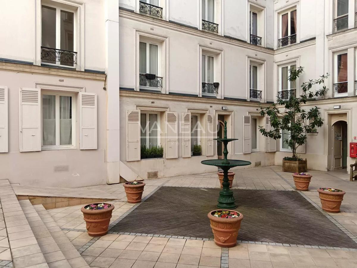 Paris XVI - IENA - Studio sur cour