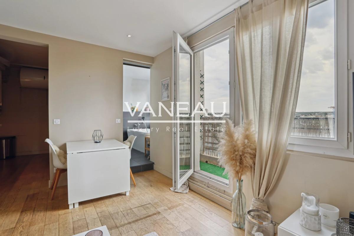 En étage - Ascenseur - Terrasse- Vue dégagée
