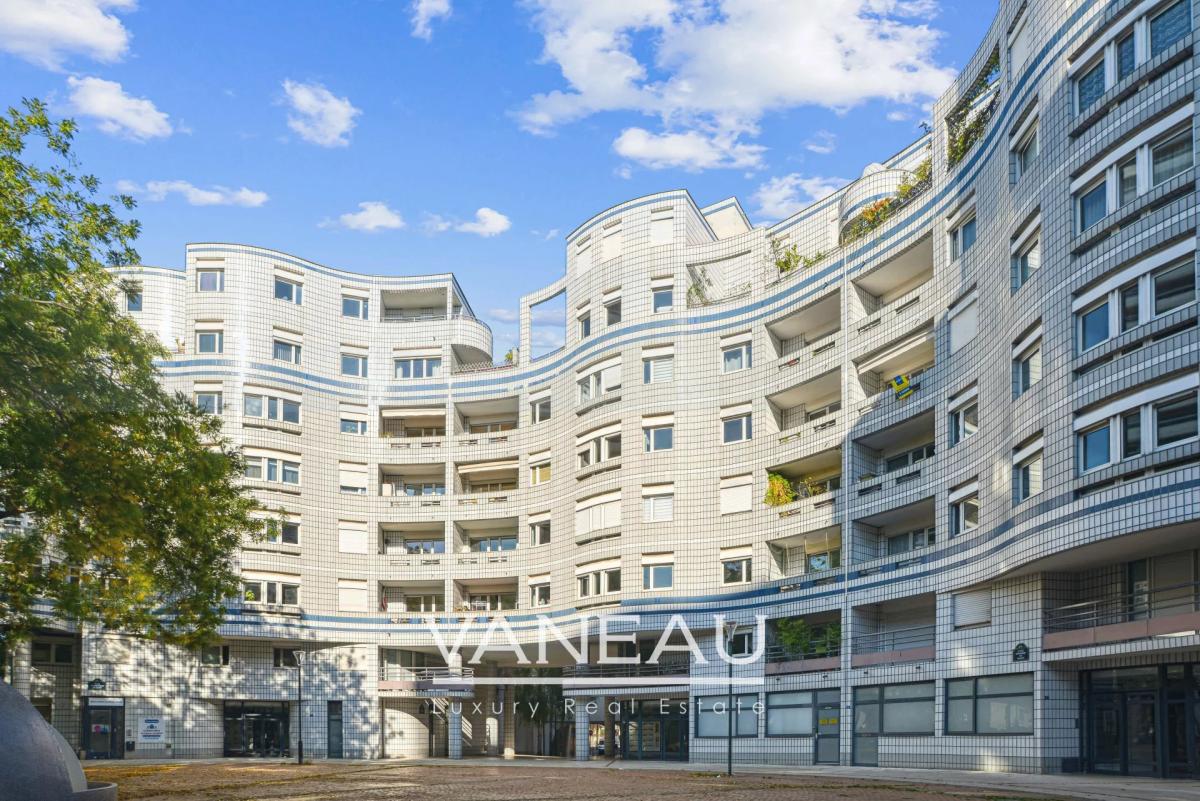 Mirabeau/Javel - 4 pièces avec balcon, 3 chambres