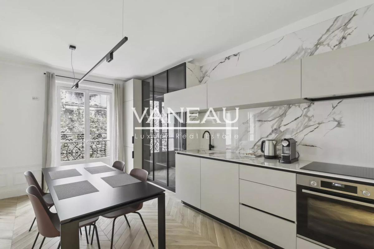 Paris XVIè Nord - Chaillot / Galliera - Location meublée