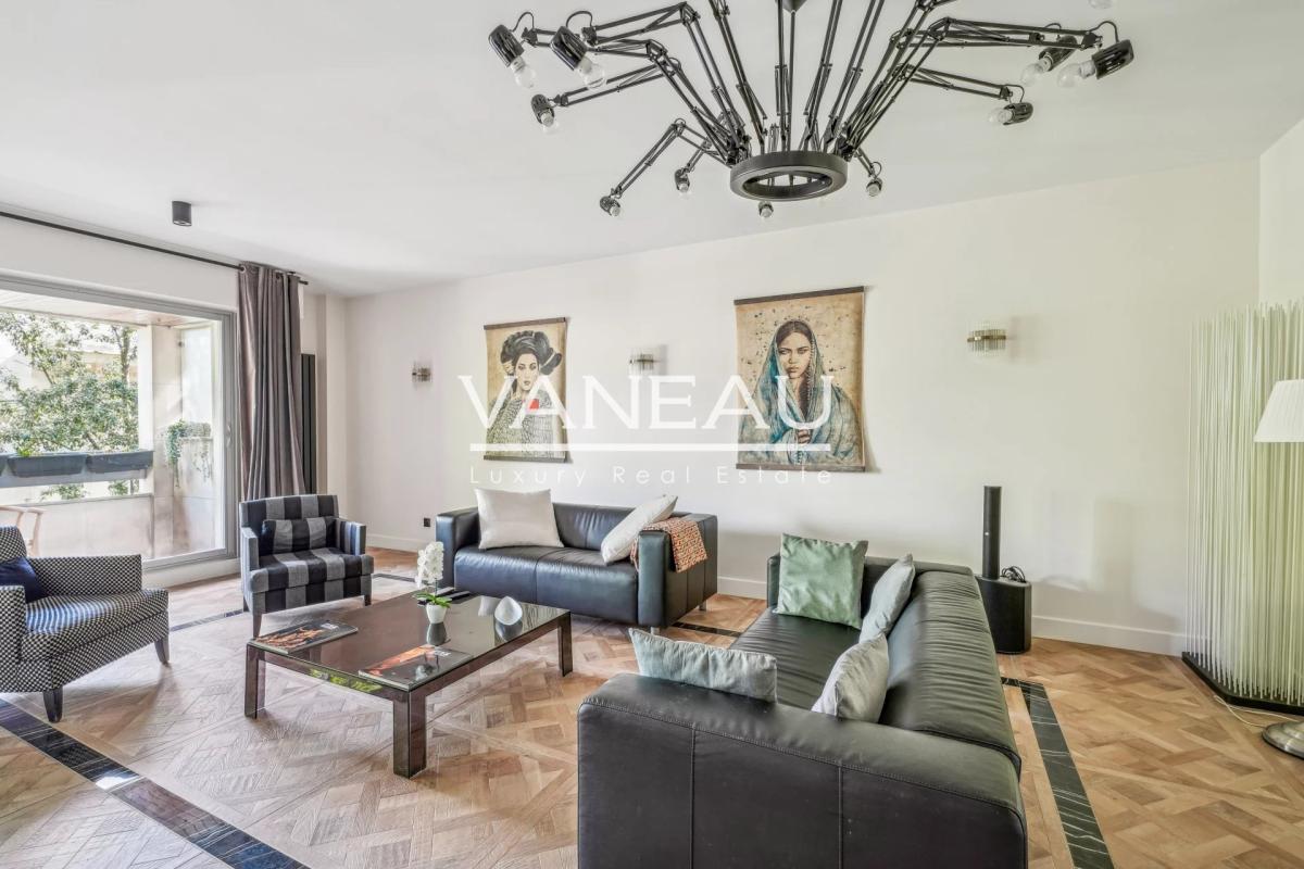Paris XVIe- Villa Dupont - Familial avec extérieur
