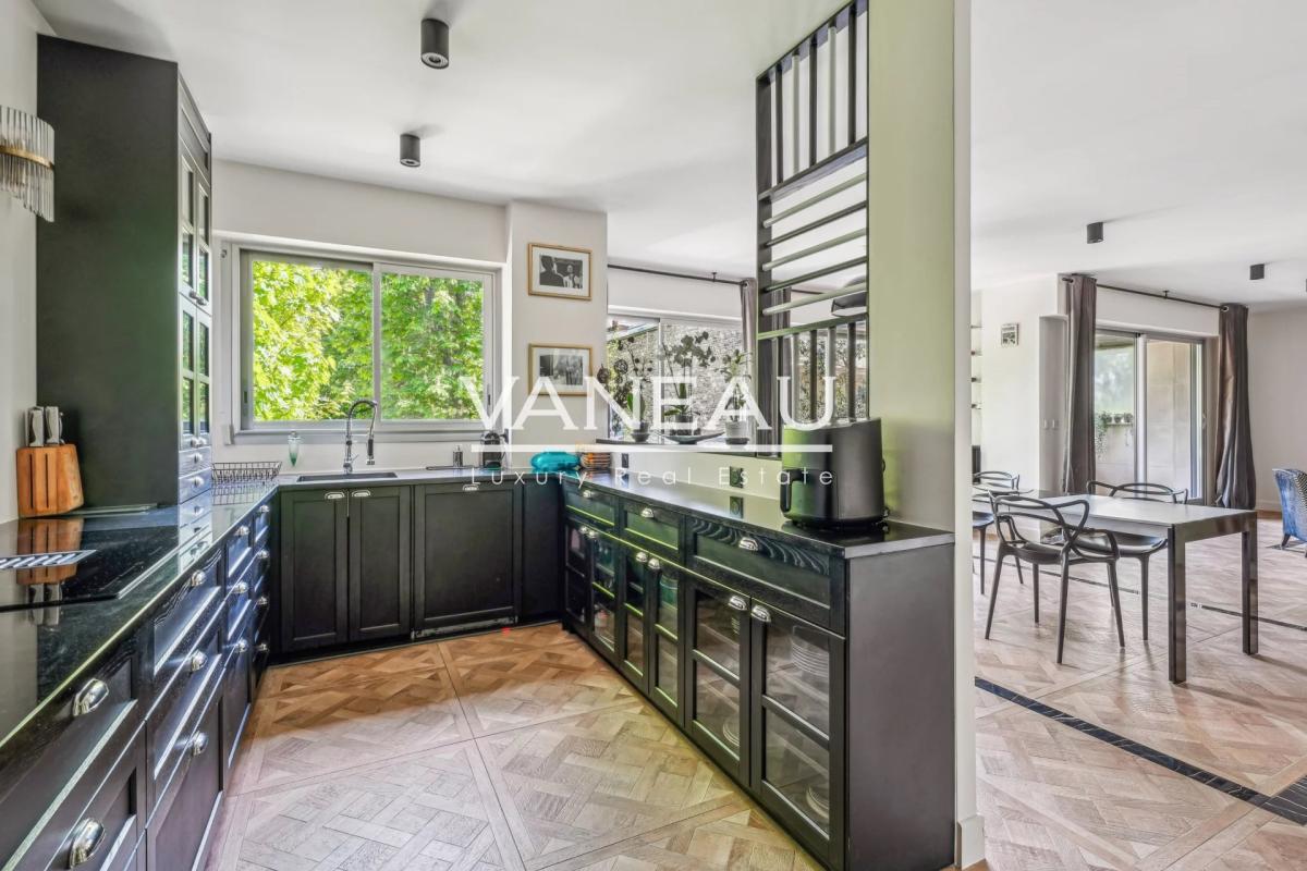 Paris XVIe- Villa Dupont - Familial avec extérieur