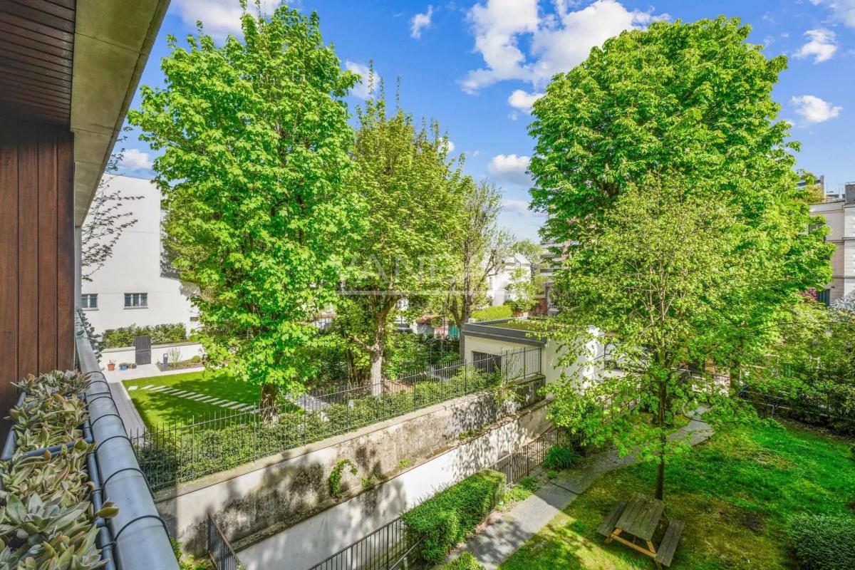 Paris XVIe- Villa Dupont - Familial avec extérieur
