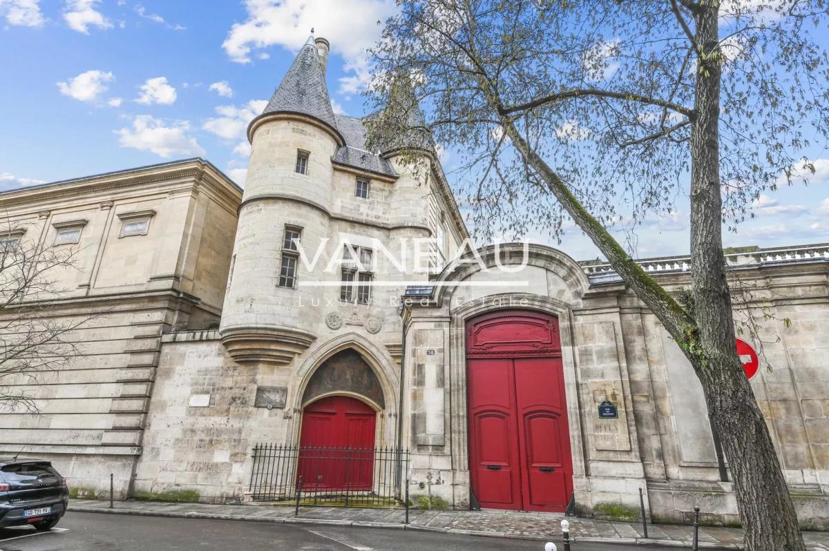 Paris IIIe - Le Marais - Charmant deux pièces.