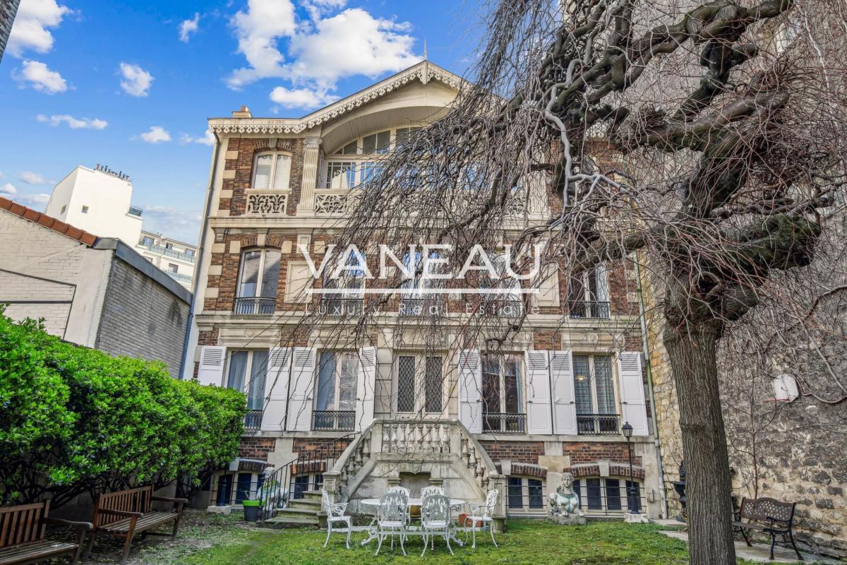 Maison de charme avec jardin - Cinq chambres