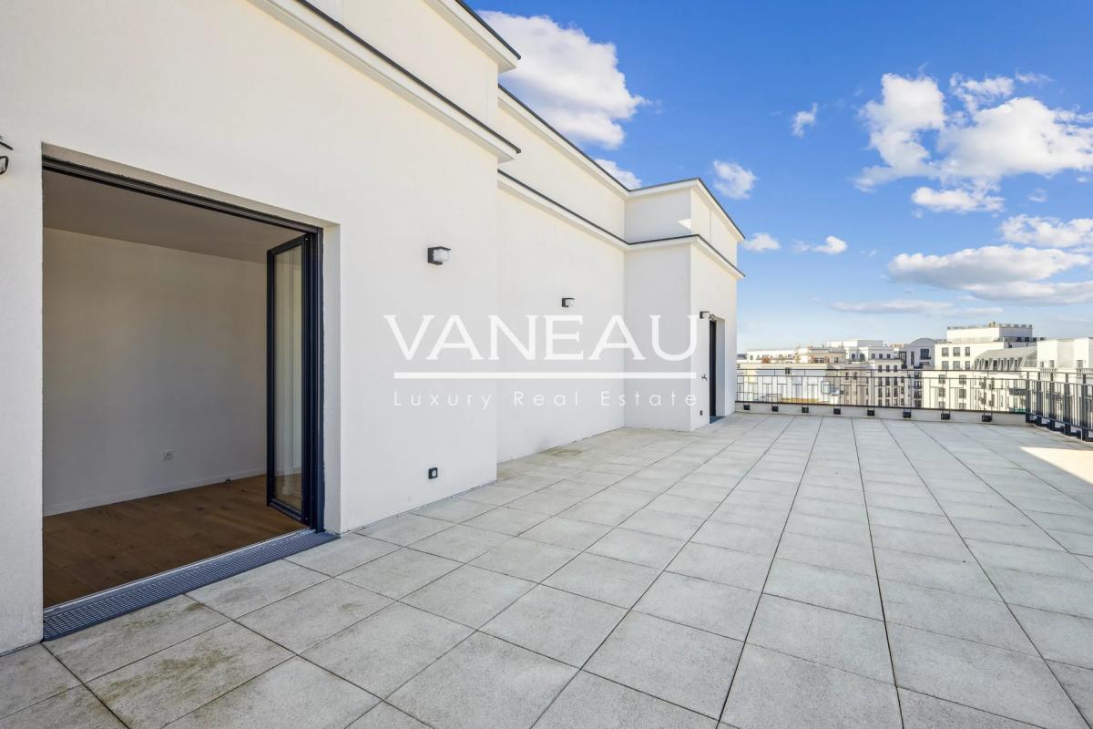 Appartement avec terrasses au dernier étage