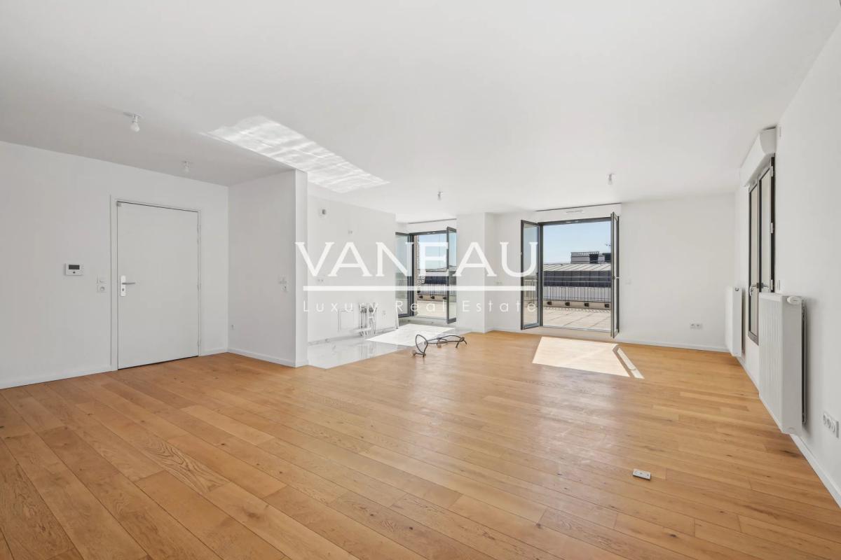 Appartement avec terrasses au dernier étage