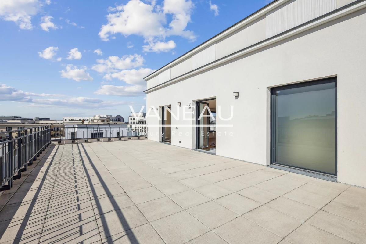 Appartement avec terrasses au dernier étage
