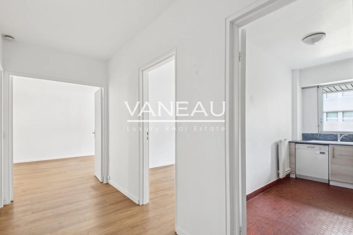 Paris XVe - BIR-HAKEIM - Appartement familial sur jardin
