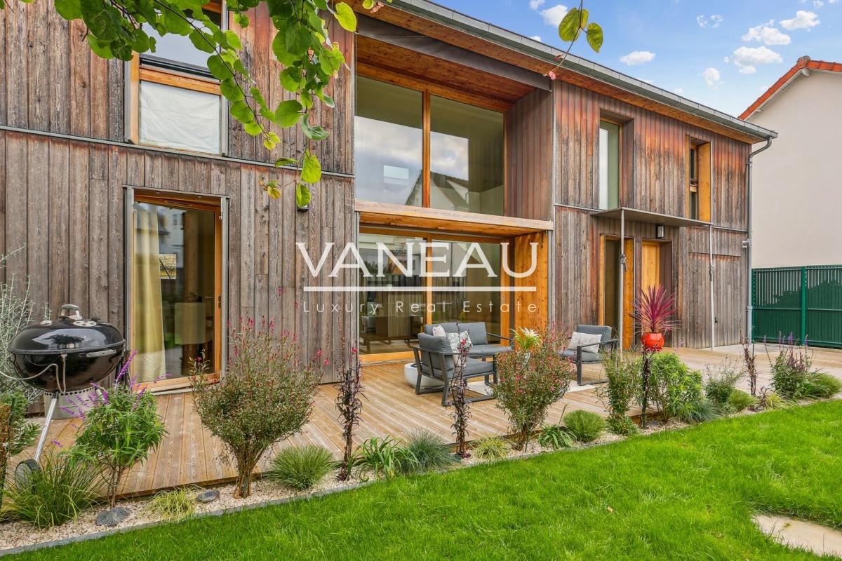 Sèvres - Maison d'architecte bioclimatique R+1 de 130 m² avec ja
