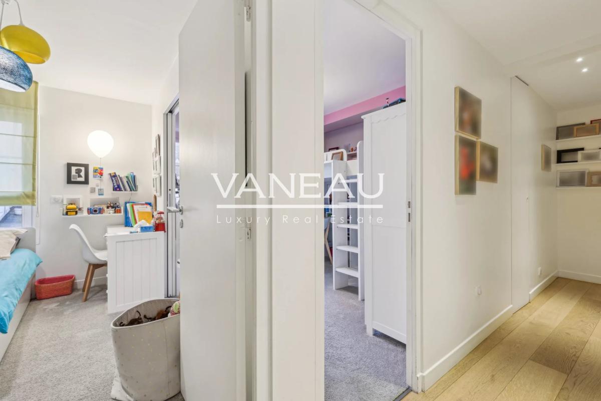 Paris VIe – Appartement quatre pièces entièrement rénové