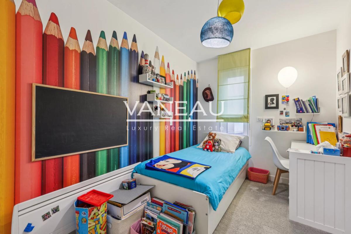 Paris VIe – Appartement quatre pièces entièrement rénové