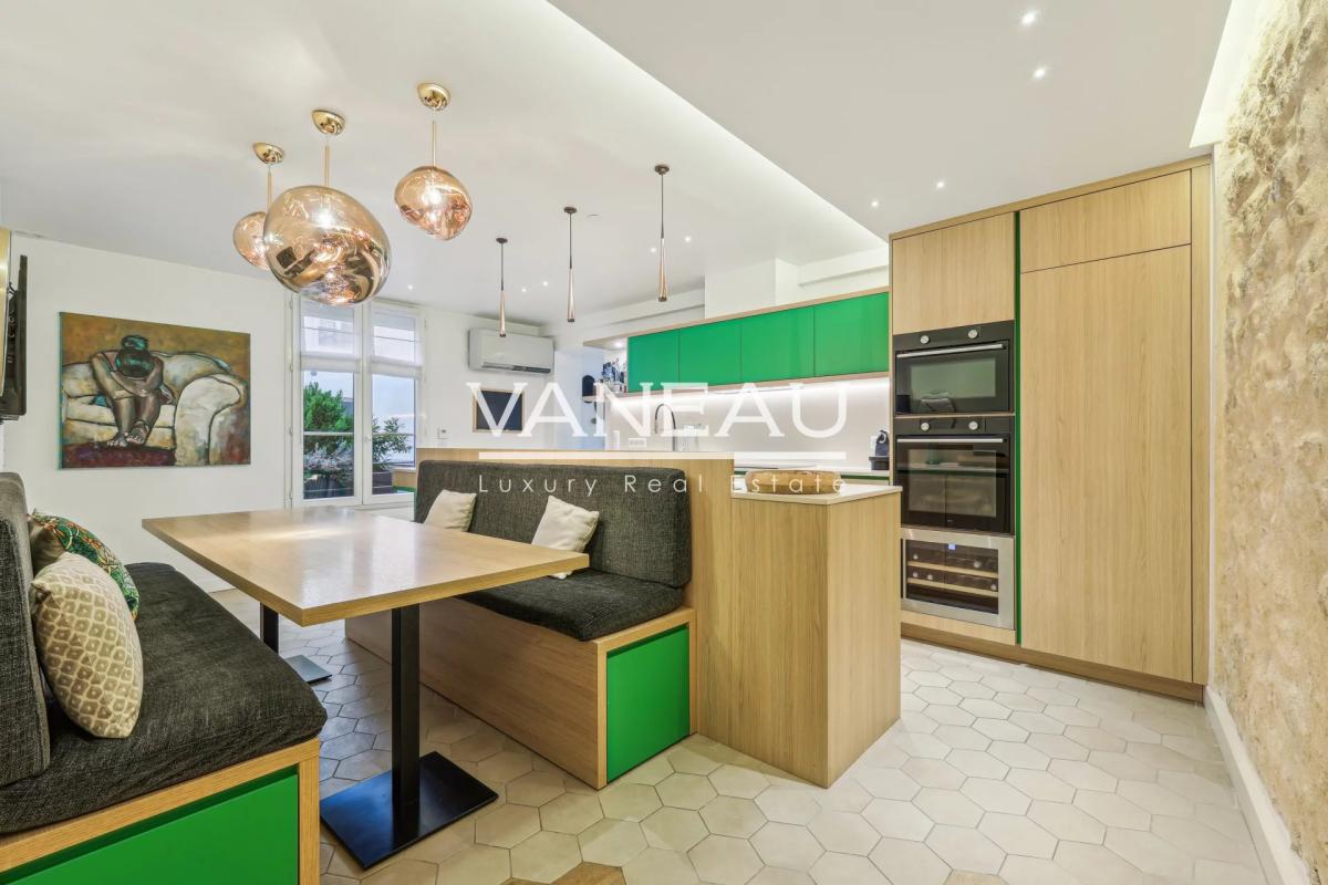 Paris VIe – Appartement quatre pièces entièrement rénové